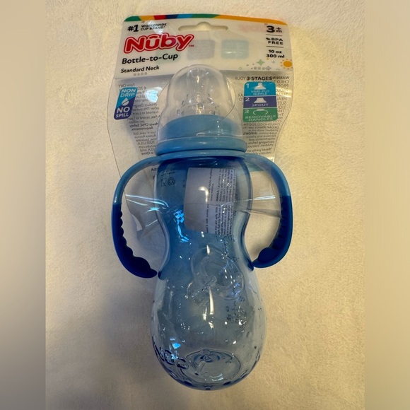 NWT 8 Baby Bottles And a Pack of 10 Breast Milk Storage Bags - Picture 4 of 15